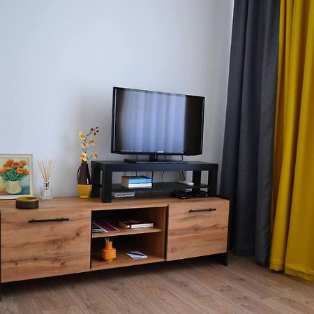Modern City Center 2 Bedroom Apartment Sofia Exteriör bild