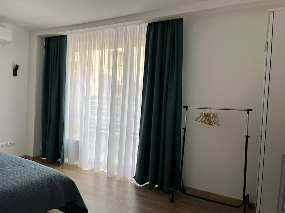 Modern City Center 2 Bedroom Apartment Sofia Exteriör bild