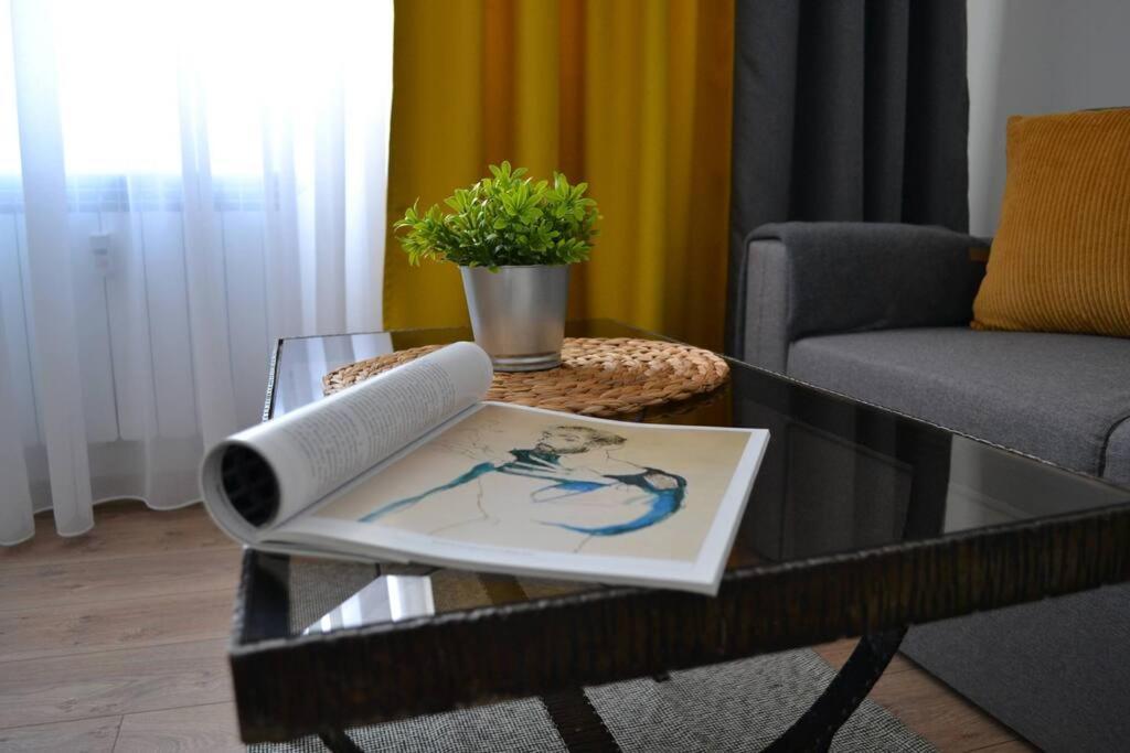 Modern City Center 2 Bedroom Apartment Sofia Exteriör bild